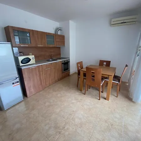 Piekny Apartament Z Widokiem Na Morze , Bulgaria דירה סבטי ולאס